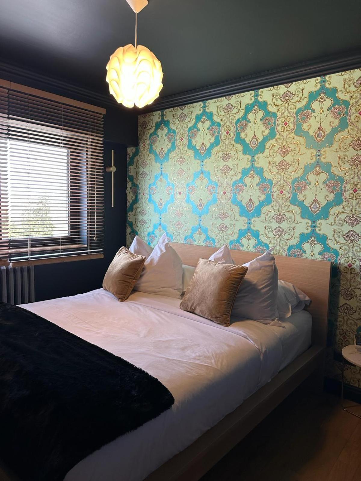 Noir Penthouse Daire Targoviste Dış mekan fotoğraf